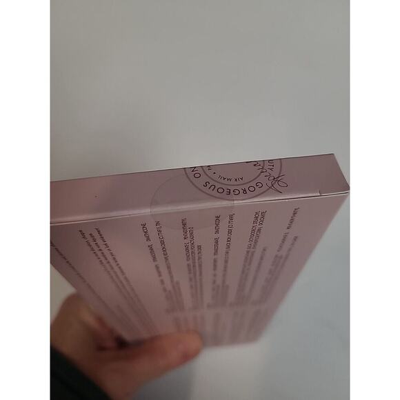 WANDER BEAUTY Trailblazer Eyeshadow Palette NEW Neutral Chartreuse Emerald Tones - Picture 6 of 8